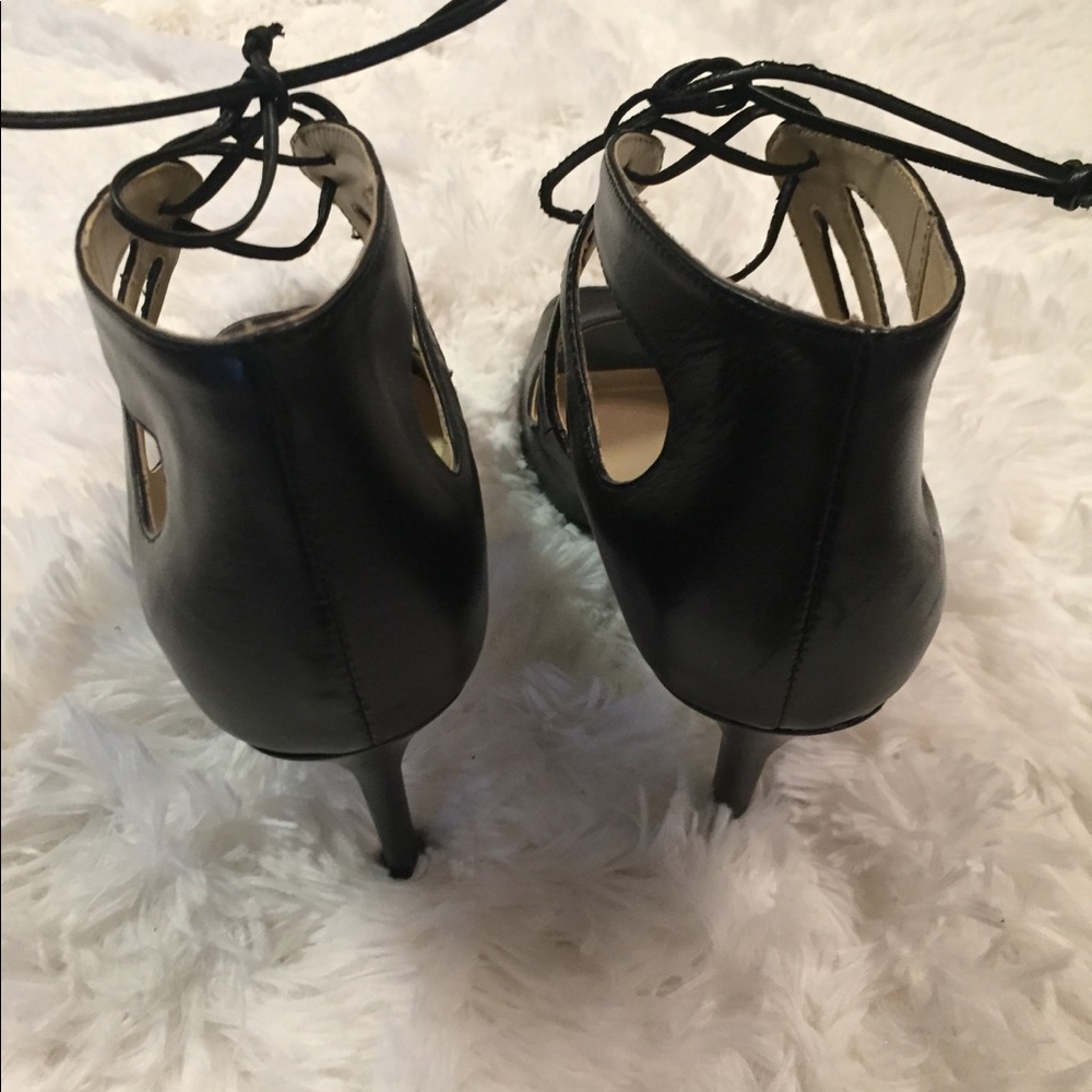 Red & Violet pump - Picture 3 of 5